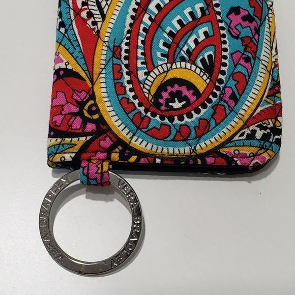 Vera Bradley Key Chain and Card / ID Holder; Approx. 4 x 3 - Picture 7 of 7